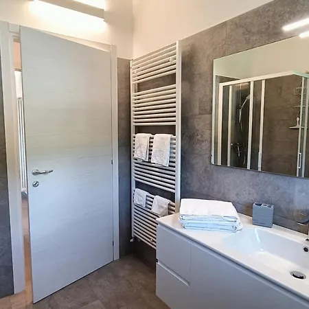 Calle - Larihome A37 Lägenhet Dongo